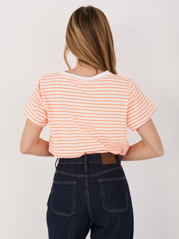 Marškinėliai-IT-TS-22397.89-balti