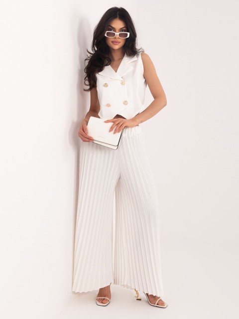 Komplektas-IT-KMPL-21223.81-ecru