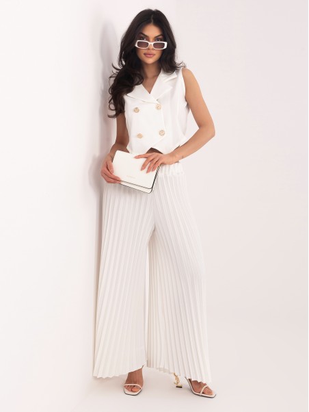 Komplektas-IT-KMPL-21223.81-ecru