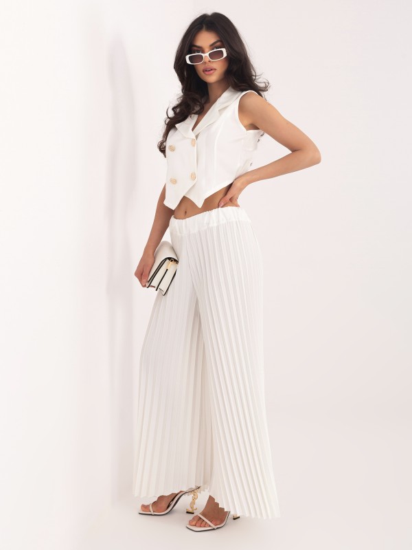 Komplektas-IT-KMPL-21223.81-ecru