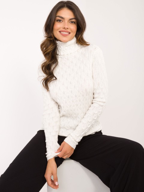 Sweter-AT-SW-2334-2.61-ecru