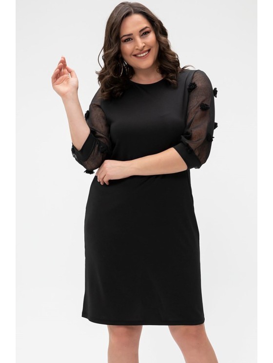 Juoda elegantiška suknelė