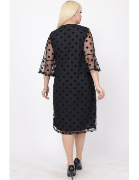 Juoda suknelė su rutuliukais