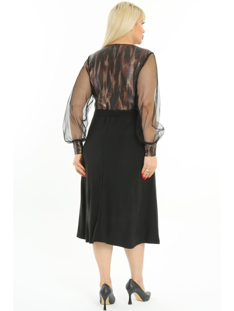 Elegantiška suknelė su dirželiu