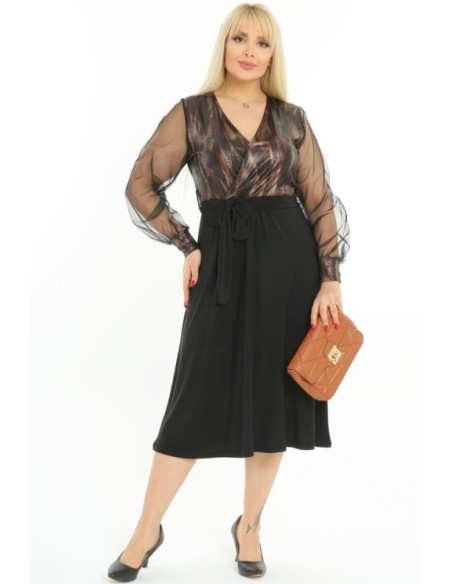 Elegantiška suknelė su dirželiu