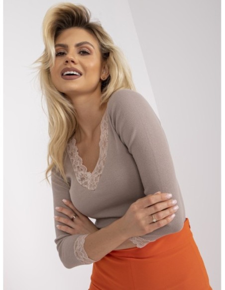 Bluzka-RV-BZ-7843.44P-ciemny bezowy