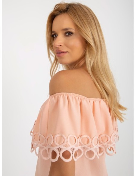 Bluzka-LK-BZ-506350.28P-brzoskwiniowy