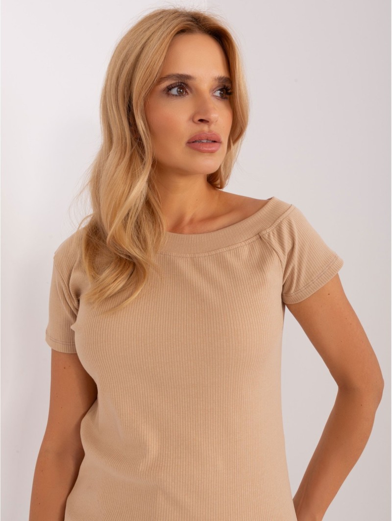 Bluzka-RV-BZ-8932.42-camelowy