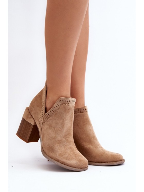 Ankle Boots on Chunky Heel with Cutout Light Beige Jolnima 2