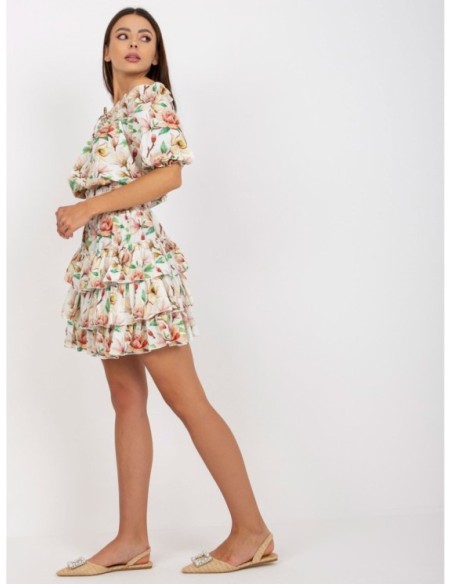 Gėlėtas vasariškas kostiumėlis su sijonu