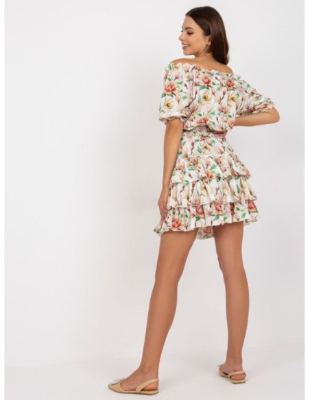 Gėlėtas vasariškas kostiumėlis su sijonu