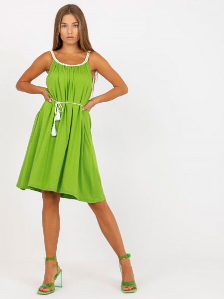 Vasariška žalia suknelė